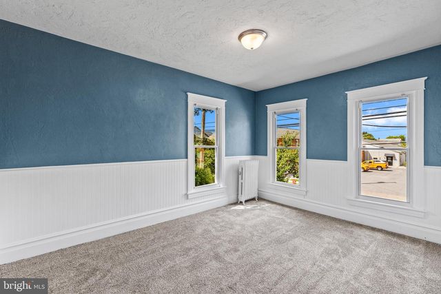 245 YORK ST, Hanover, PA 17331