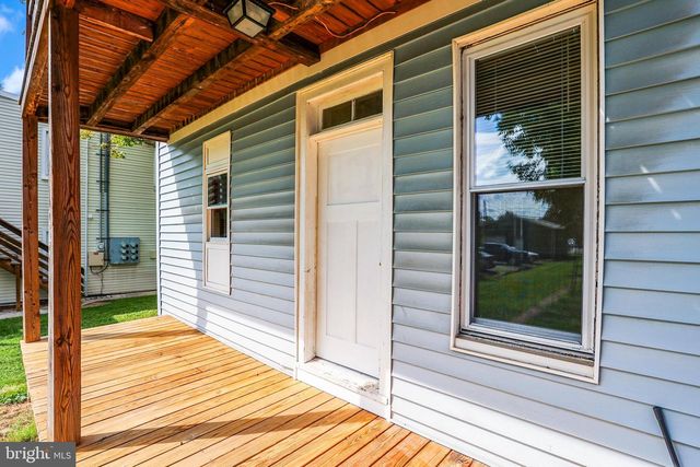 245 YORK ST, Hanover, PA 17331