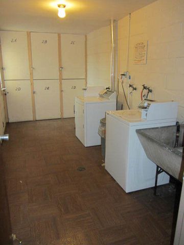 7610 W Grand Avenue 3D, Elmwood Park, IL 60707