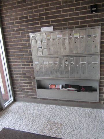 7610 W Grand Avenue 3D, Elmwood Park, IL 60707