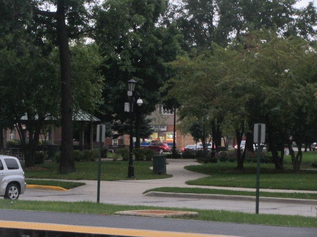 7610 W Grand Avenue 3D, Elmwood Park, IL 60707