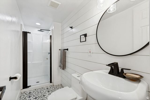 607 W WASATCH, Midvale, UT 84047