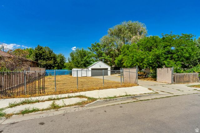 607 W WASATCH, Midvale, UT 84047