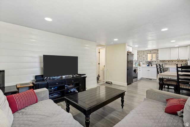 607 W WASATCH, Midvale, UT 84047