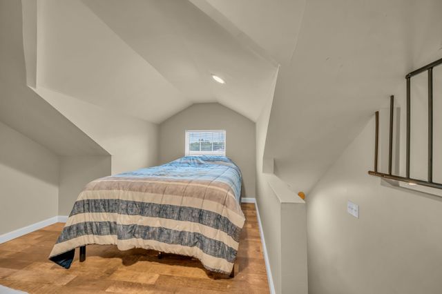 55 College St, N, Mc Ewen, TN 37101