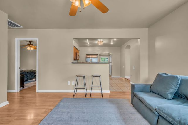 55 College St, N, Mc Ewen, TN 37101