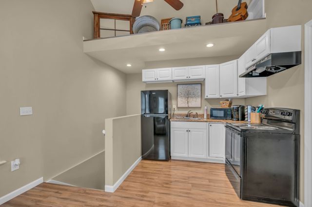 55 College St, N, Mc Ewen, TN 37101