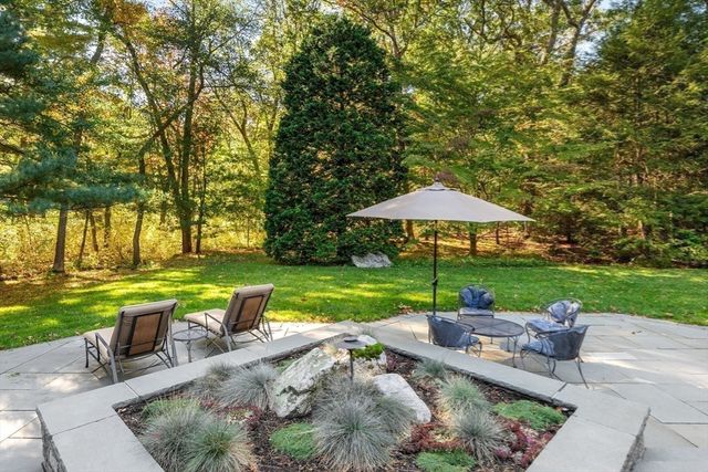 24 Trailside, Weston, MA 02493