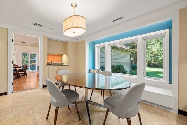 24 Trailside, Weston, MA 02493