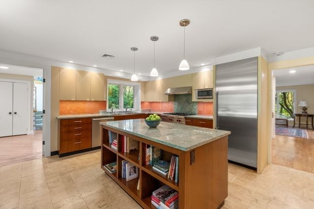 24 Trailside, Weston, MA 02493