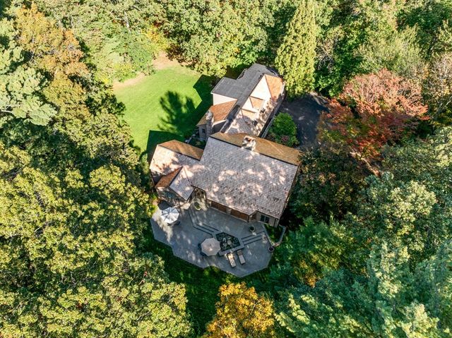 24 Trailside, Weston, MA 02493