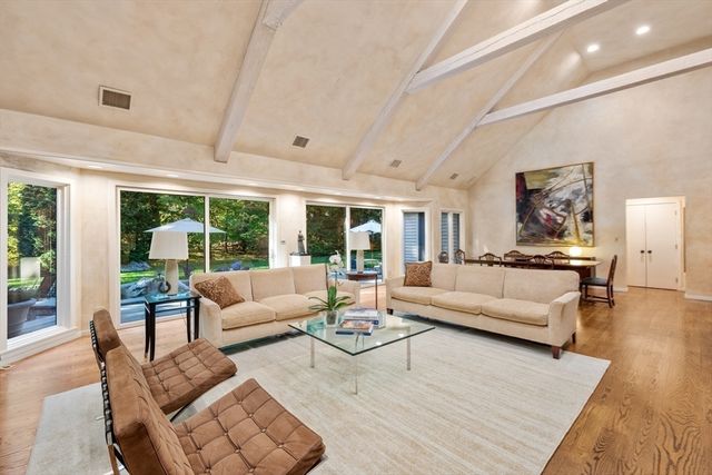 24 Trailside, Weston, MA 02493