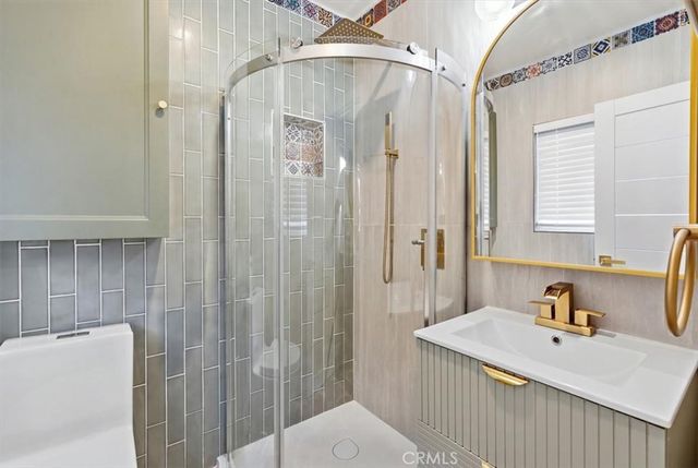 512 S Maple, Santa Ana, CA 92701