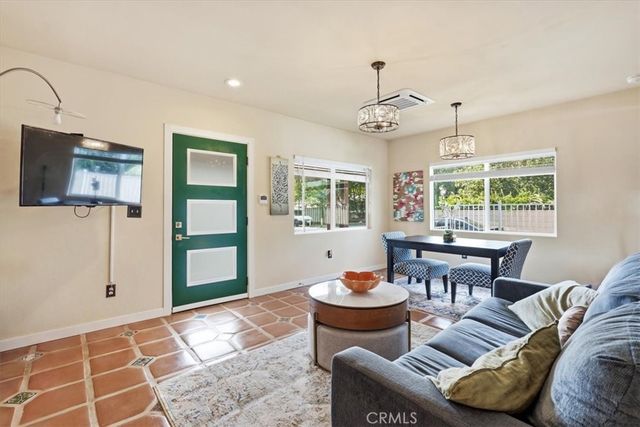 512 S Maple, Santa Ana, CA 92701