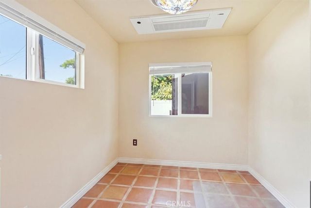 512 S Maple, Santa Ana, CA 92701
