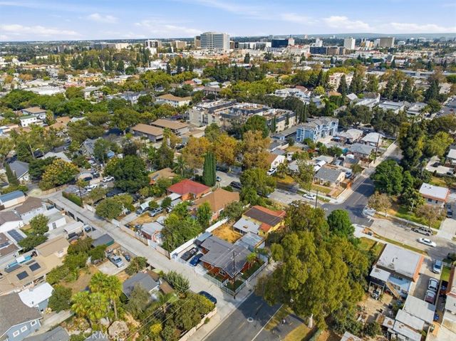 512 S Maple, Santa Ana, CA 92701
