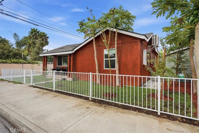 512 S Maple, Santa Ana, CA 92701
