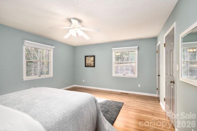 107 Ballantree Drive, Asheville, NC 28803