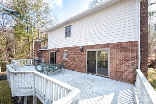 107 Ballantree Drive, Asheville, NC 28803