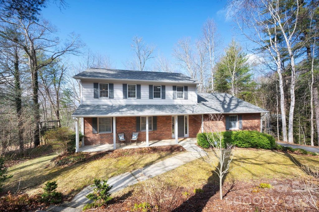 107 Ballantree Drive, Asheville, NC 28803