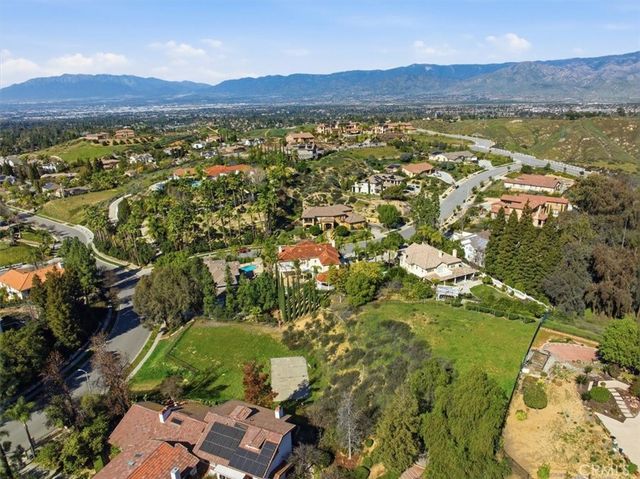 835 La Solana, Redlands, CA 92373