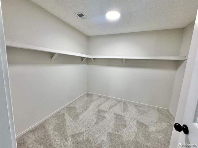 4956 Oak Hill Drive 78, Waterford, MI 48329