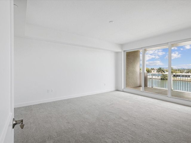 125 ISLAND WAY 304, Clearwater Beach, FL 33767