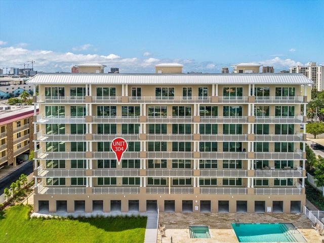 125 ISLAND WAY 304, Clearwater Beach, FL 33767