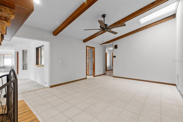 521 FERNWOOD DRIVE, Altamonte Springs, FL 32701