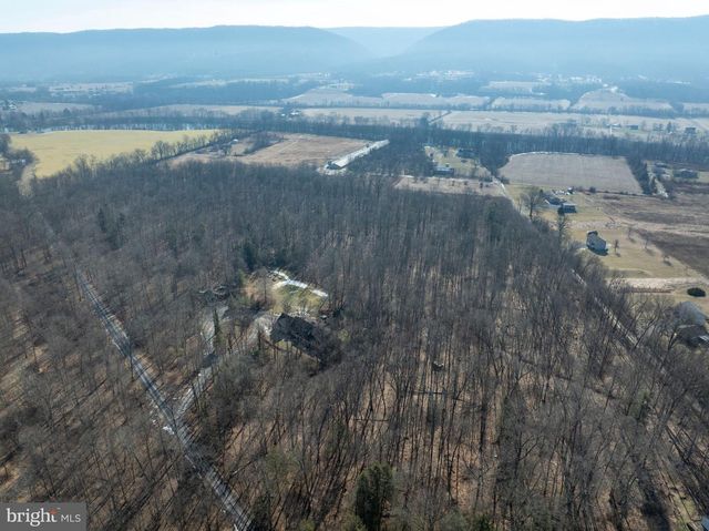 74 FULTZS LN, Lewistown, PA 17044