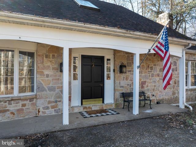 74 FULTZS LN, Lewistown, PA 17044