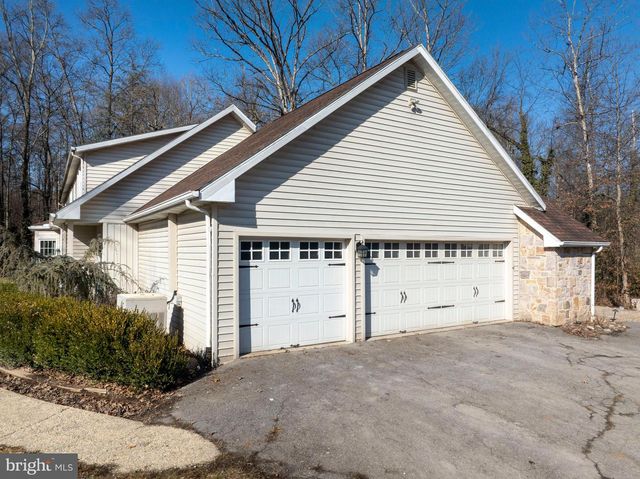 74 FULTZS LN, Lewistown, PA 17044