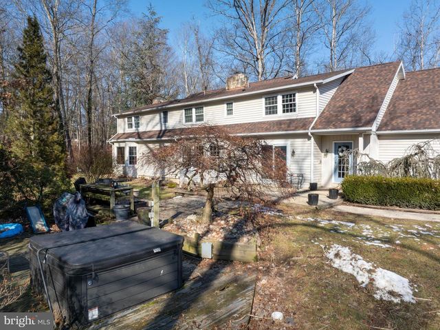 74 FULTZS LN, Lewistown, PA 17044