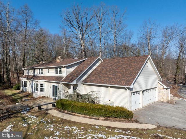 74 FULTZS LN, Lewistown, PA 17044