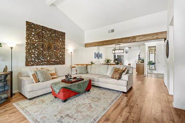 4969 Village Oaks Dr, Rocklin, CA 95677