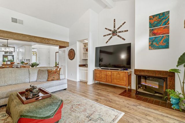 4969 Village Oaks Dr, Rocklin, CA 95677