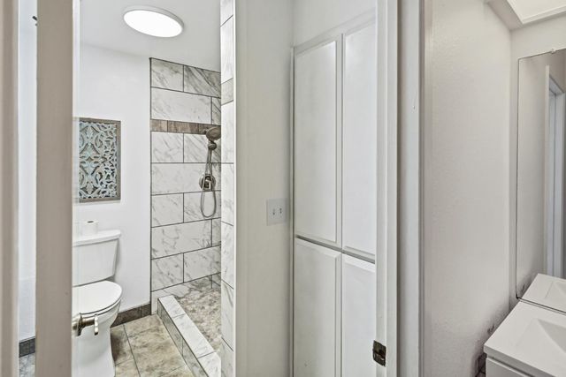 4969 Village Oaks Dr, Rocklin, CA 95677