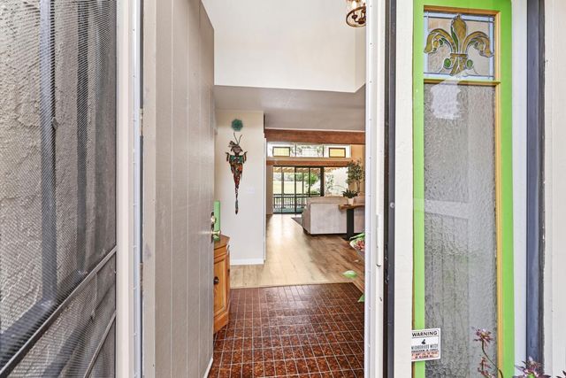 4969 Village Oaks Dr, Rocklin, CA 95677