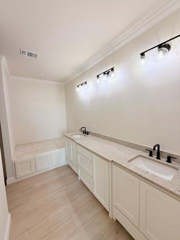 46 La Fauna, Odessa, TX 79765