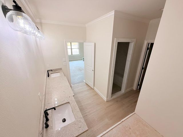 46 La Fauna, Odessa, TX 79765