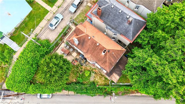 1218 Mutual St, Sheraden, PA 15204