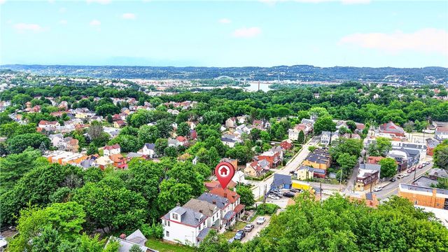 1218 Mutual St, Sheraden, PA 15204