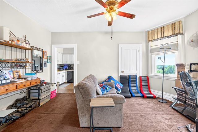 1218 Mutual St, Sheraden, PA 15204