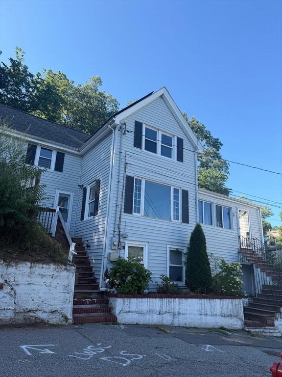 20 Oakland Ter, Lynn, MA 01905