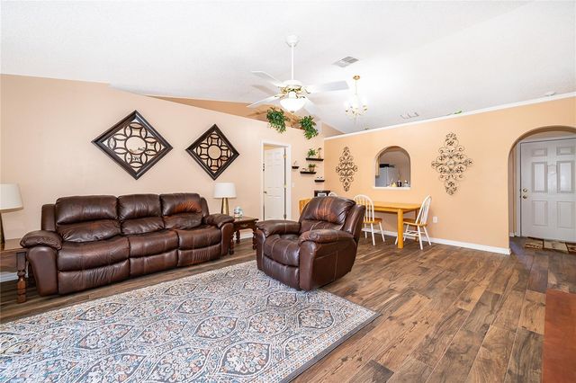 4044 IVEYGLEN AVENUE, Orlando, FL 32826