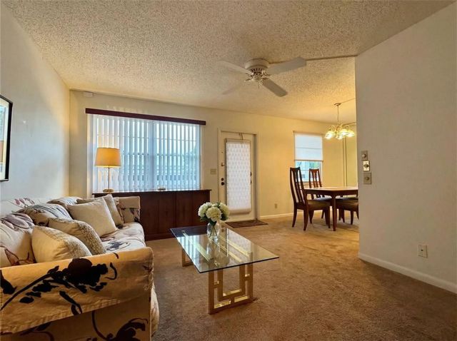 3041 Hythe C 3041, Boca Raton, FL 33434