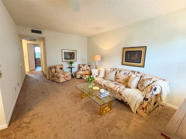 3041 Hythe C 3041, Boca Raton, FL 33434