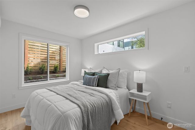 2220 B NW 62nd Street, Seattle, WA 98107