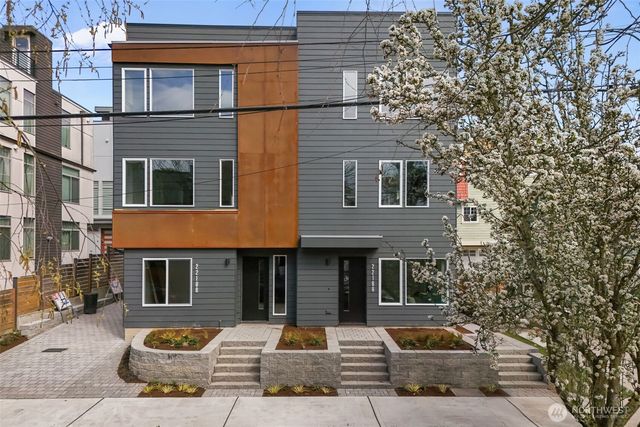 2220 B NW 62nd Street, Seattle, WA 98107