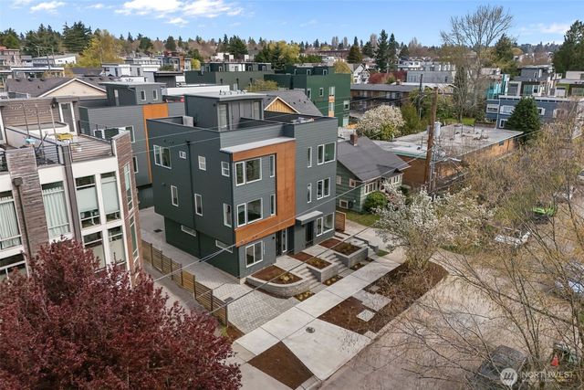 2220 B NW 62nd Street, Seattle, WA 98107